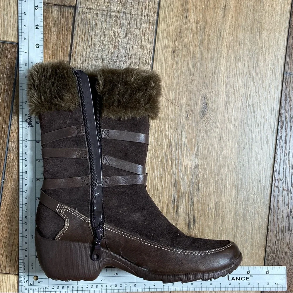 Skechers Mid Calf Faux Fur and Leather Zip Brown Boots Size 7.5